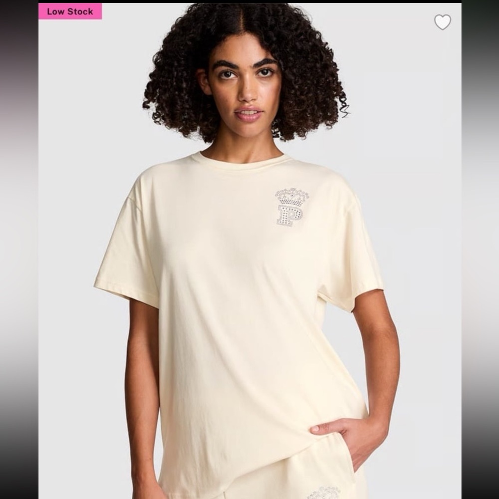🤍VICTORIAS SECRET PINK CAMPUS BLING SHORT SLEEVE SHIRT SIZE SMALL *NWT*🤍
